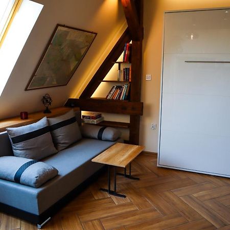 Attic Studio Jezyce Poznań Buitenkant foto